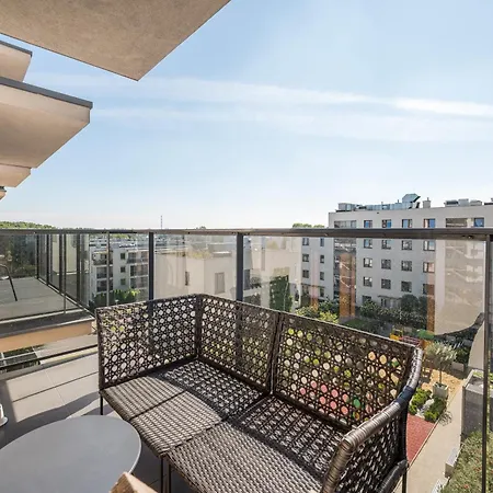 Appartement Brodnowski Urban Jungle By Bookinghost Warschau