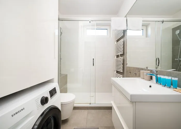 Brodnowski Urban Jungle By Bookinghost Appartamento