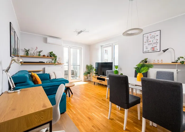 Brodnowski Urban Jungle By Bookinghost *